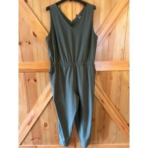 Sleeveless Olive Jumpsuit